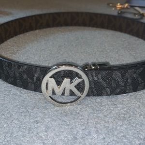 Michael kors belt